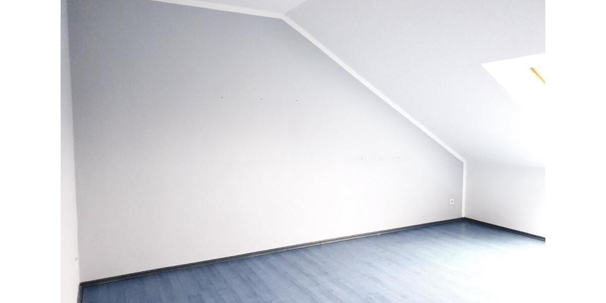 Dachgeschoßwohnung Köln Mülheim - 3 Zimmer, 85 m&sup2;, 314.000&euro; | Angebot:24559754