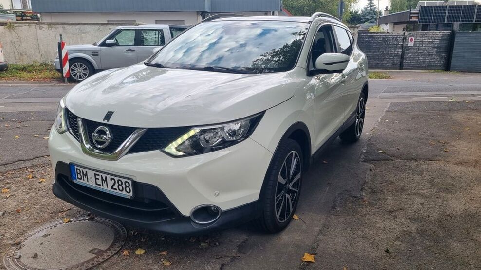 Nissan Qashqai 83.888 km 9.900 € Erftstadt 50374
