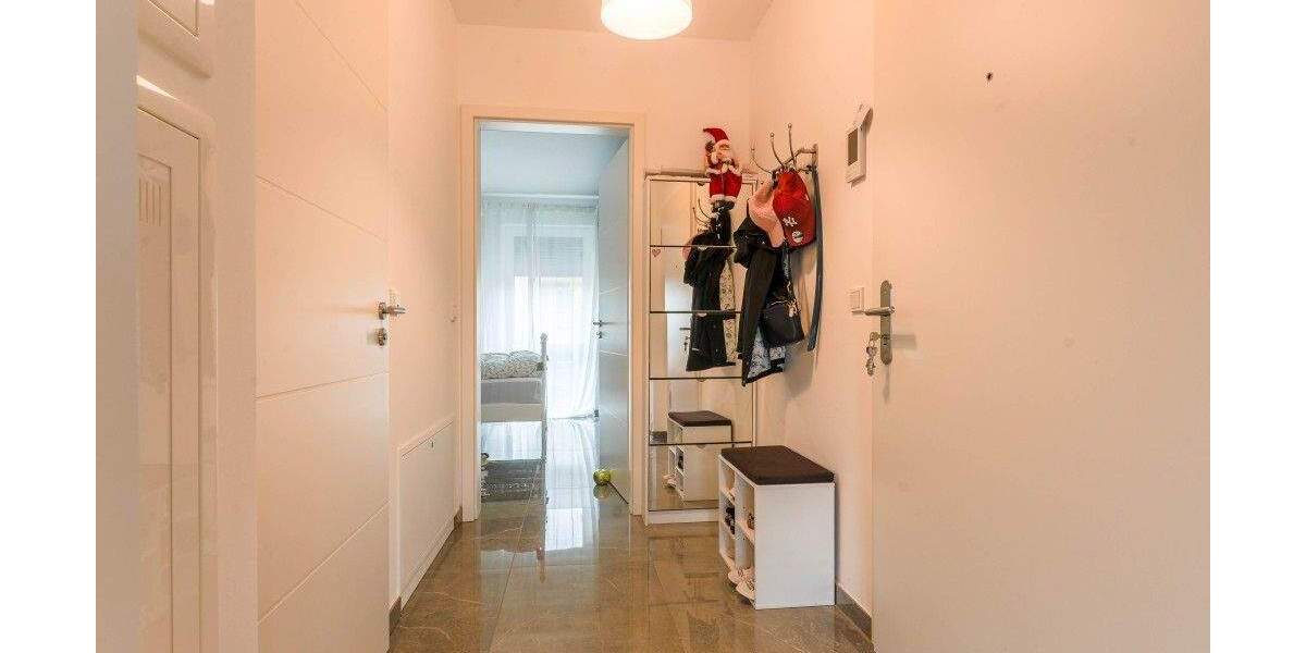 Etagenwohnung Köln Höhenberg - 2 Zimmer, 45 m&sup2;, 900&euro; | Angebot:24827093