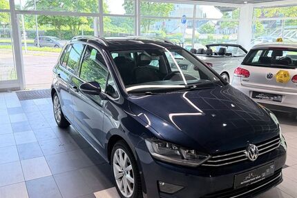 VW Golf 153.000 km 9.500 &euro; Köln 51103