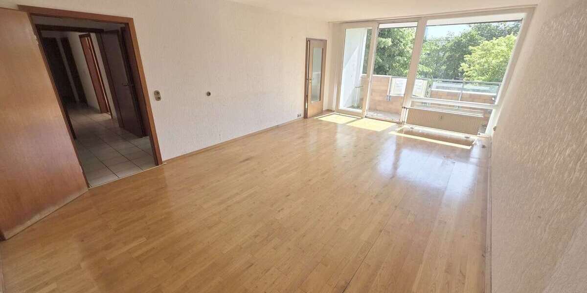 Etagenwohnung Sankt Augustin - 3 Zimmer, 99 m&sup2;, 199.000&euro; | Angebot:27081625