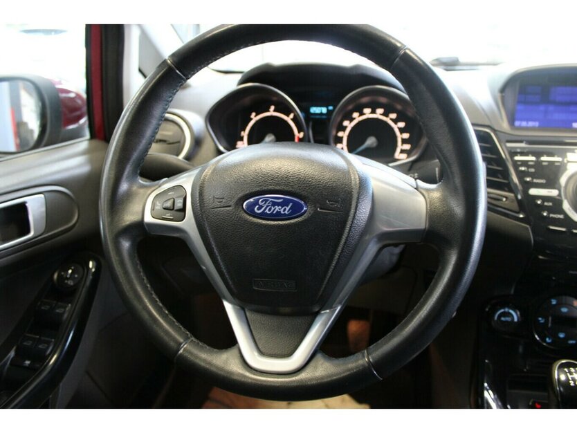 Ford Fiesta 1.6 TDCi Titanium 125.078 km 7.480 € Euskirchen 53881