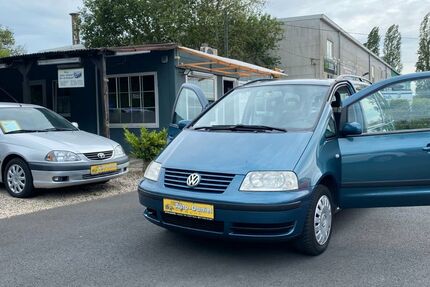 VW Sharan 284.000 km 2.500 &euro; Bonn 53227