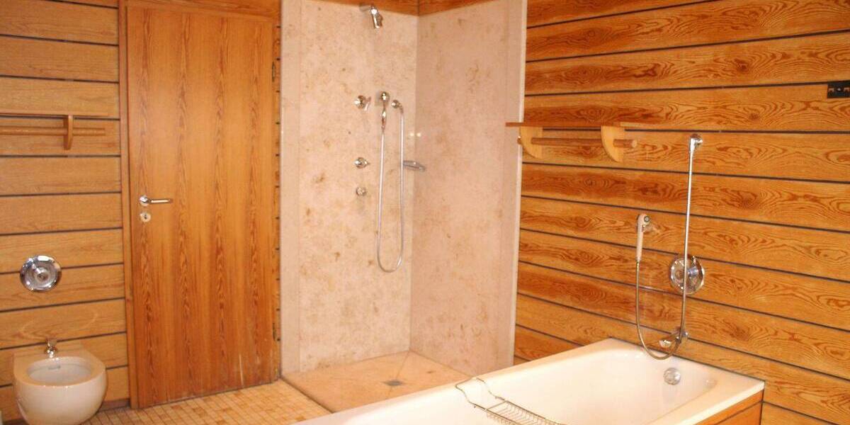 Mehrfamilienhaus, Wohnhaus Ruppichteroth - 9 Zimmer, 279 m&sup2;, 398.000&euro; | Angebot:25742820