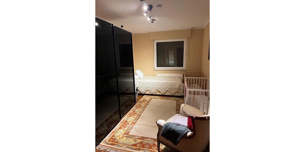 Reihenhaus Wesseling - 7 Zimmer, 230 m&sup2;, 2.200&euro; | Angebot:24802322