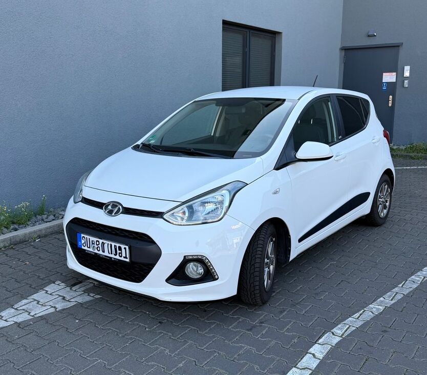 i10