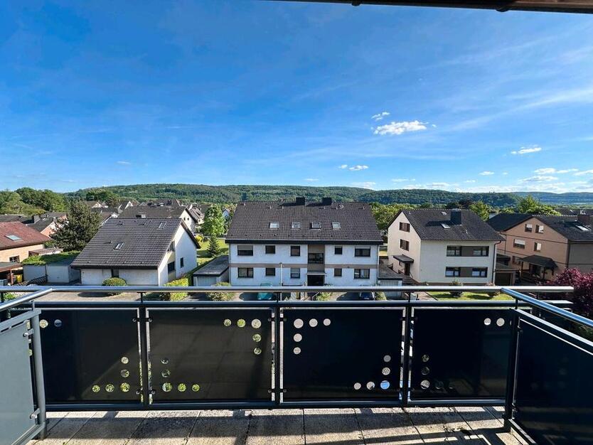 schicke 3-Zimmer-Maisonette-Wohnung in Bad Bodendorf