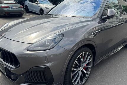 Maserati Grecale 83.830 km 72.980 &euro; Köln 50829