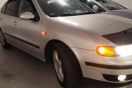 Seat Leon 280.000 km 1.500 &euro; Köln 50997