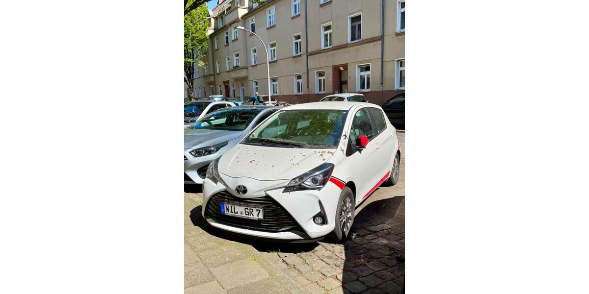 Toyota Yaris 56.269 km 13.700 &euro; Köln 50735