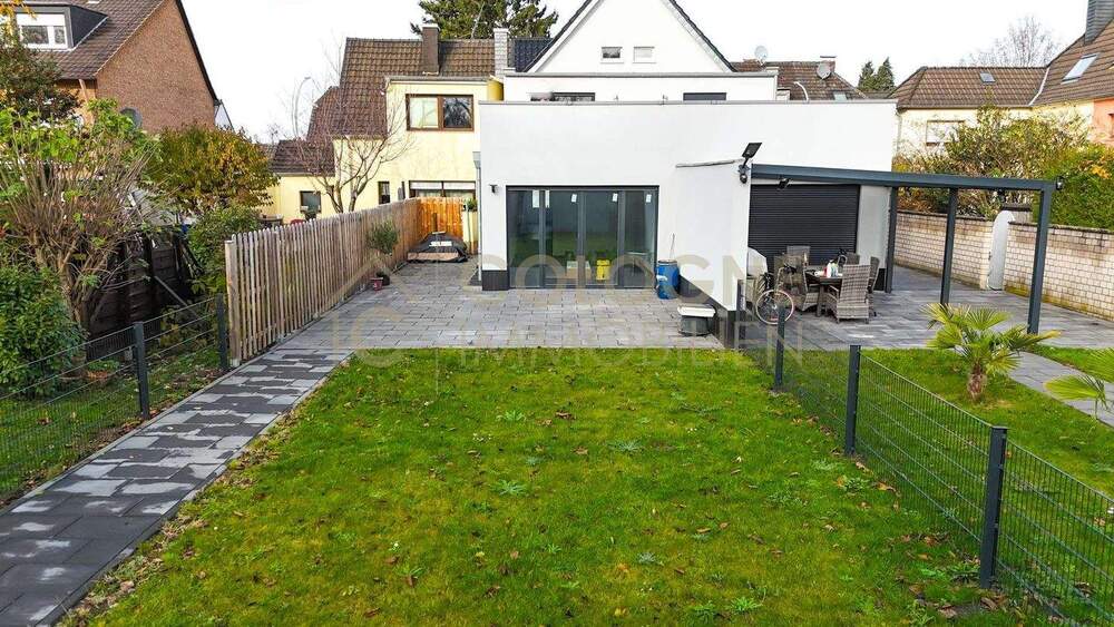 Reihenmittelhaus Frechen - 5 Zimmer, 125 m&sup2;, 1.600&euro; | Angebot:23941433