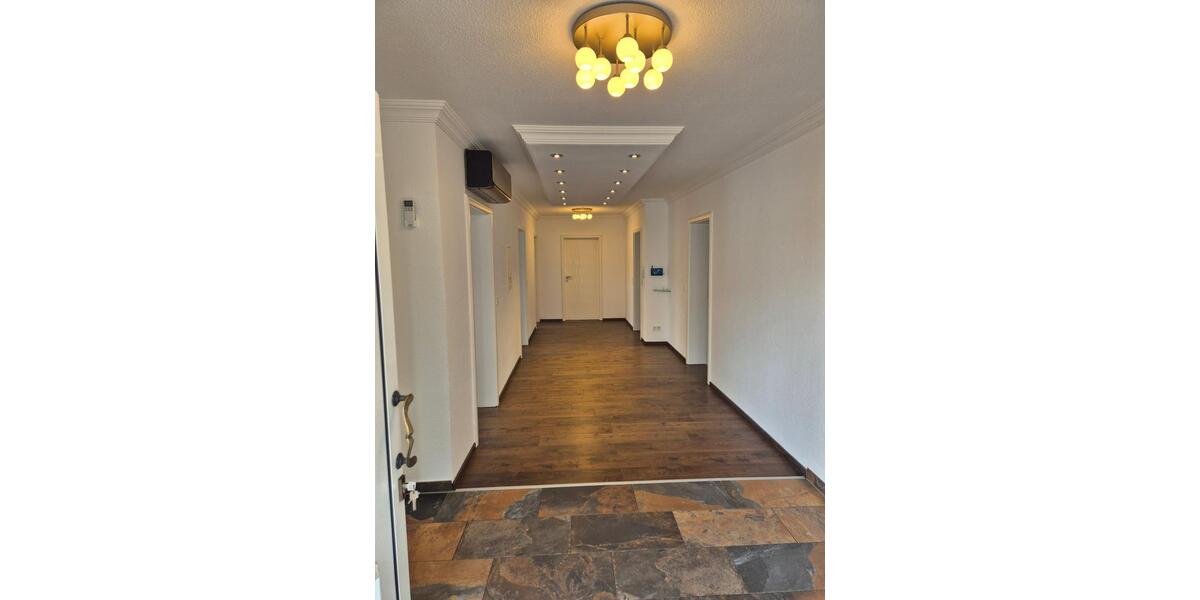 Wunderschöne Wohnung im Bungalow EG mit Klimaanlage zu vermieten 5 zimmer