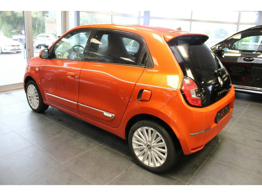 Renault Twingo Electric Vibes 13.840 km 9.980 € Euskirchen 53881