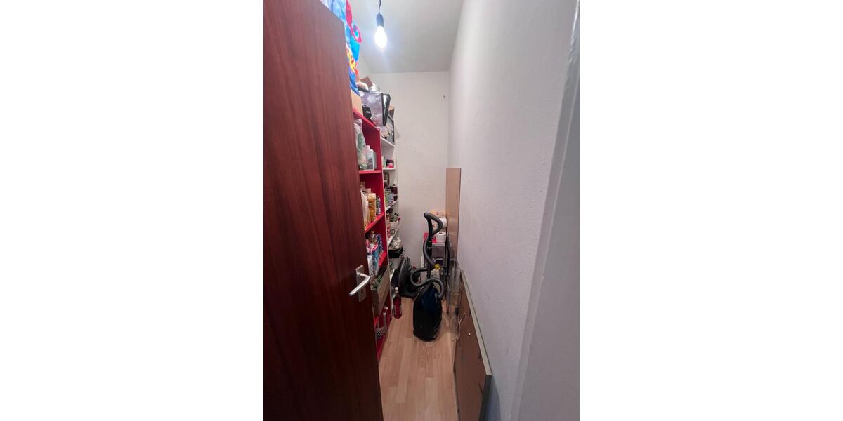 Etagenwohnung Rösrath - 4 Zimmer, 105 m&sup2;, 1.365&euro; | Angebot:24717248