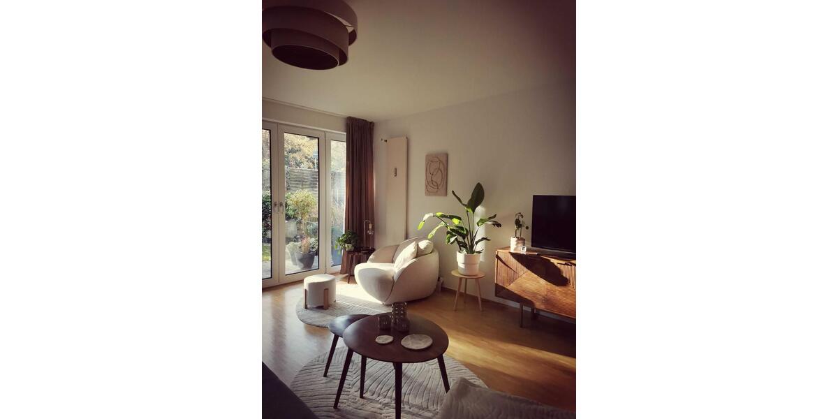 Erdgeschoßwohnung Brühl - 1 Zimmer, 106 m&sup2;, 1.060&euro; | Angebot:24732164