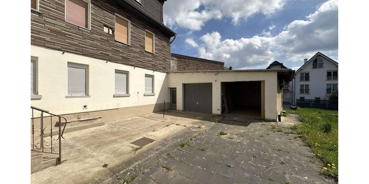 Einfamilienhaus Bad Neuenahr-Ahrweiler / Ahrweiler Ahrweiler - 8 Zimmer, 200 m&sup2;, 345.000&euro; | Angebot:24635777