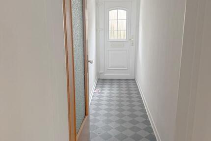 Reihenhaus renoviert & bezugsfertig in Lengsdorf zimmer