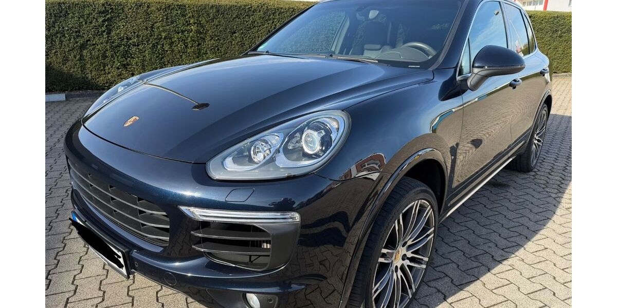 Porsche Cayenne 149.900 km 36.900 &euro; Köln 51147