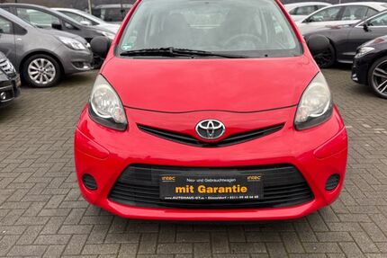 Toyota Aygo (X) 110.000 km 4.599 &euro; Bonn 53179