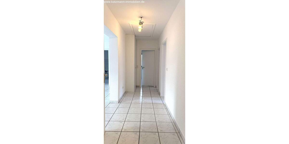 Etagenwohnung Erftstadt Friesheim - 3 Zimmer, 96 m&sup2;, 1.152&euro; | Angebot:23869162