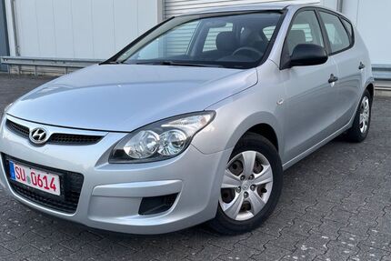 Hyundai i30 71.000 km 4.200 &euro; Remagen 53424