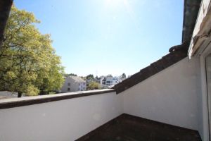 Im Herzen von Pützchen - Große 3-Zimmer-Wohnung mit Sonnenbalkon - 3- Bonn Gielgen | Angebot:26470350