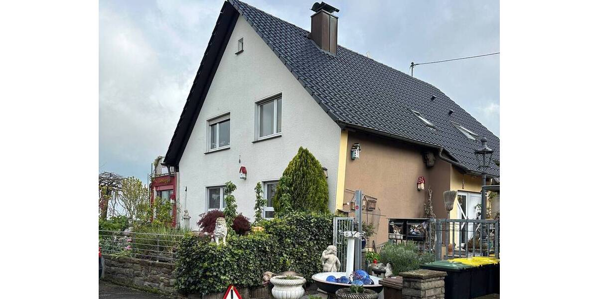 Einfamilienhaus Bonn Niederholtorf - 9 Zimmer, 265 m&sup2;, 799.000&euro; | Angebot:26879549