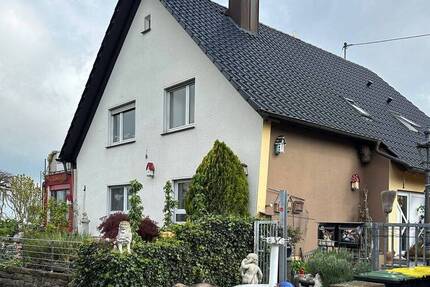 Haus Bonn Niederholtorf - 9 Zimmer, 265 m&sup2;, 799.000&euro; | Angebot:26879549