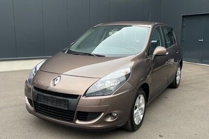 Renault Megane 29.000 km 7.399 € Euskirchen 53879