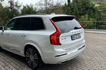 Volvo XC90 72.000 km 49.900 € Bonn 53179