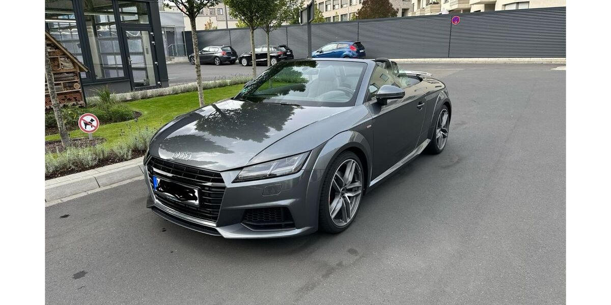 Audi TT 120.500 km 22.700 &euro; Köln 50765