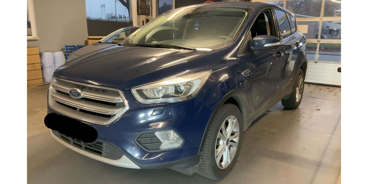 Ford Kuga 133.402 km 14.390 &euro; Eitorf 53783