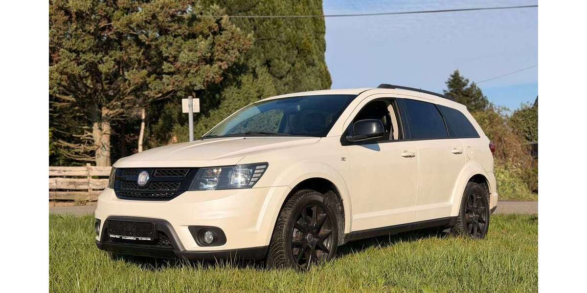 Fiat Freemont 140.500 km 9.700 &euro; Overath 51491