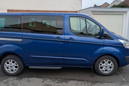 Ford Tourneo Custom 111.000 km 16.500 &euro; Siegburg 53721