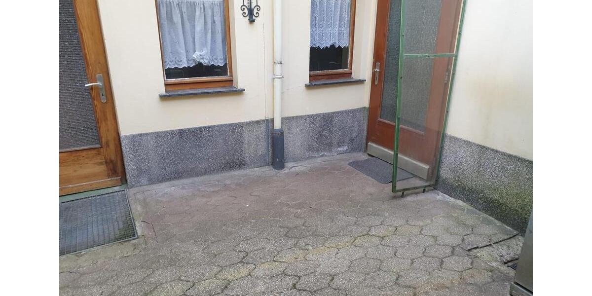 Reihenhaus Remagen - 6 Zimmer, 215 m&sup2;, 270.000&euro; | Angebot:27227804