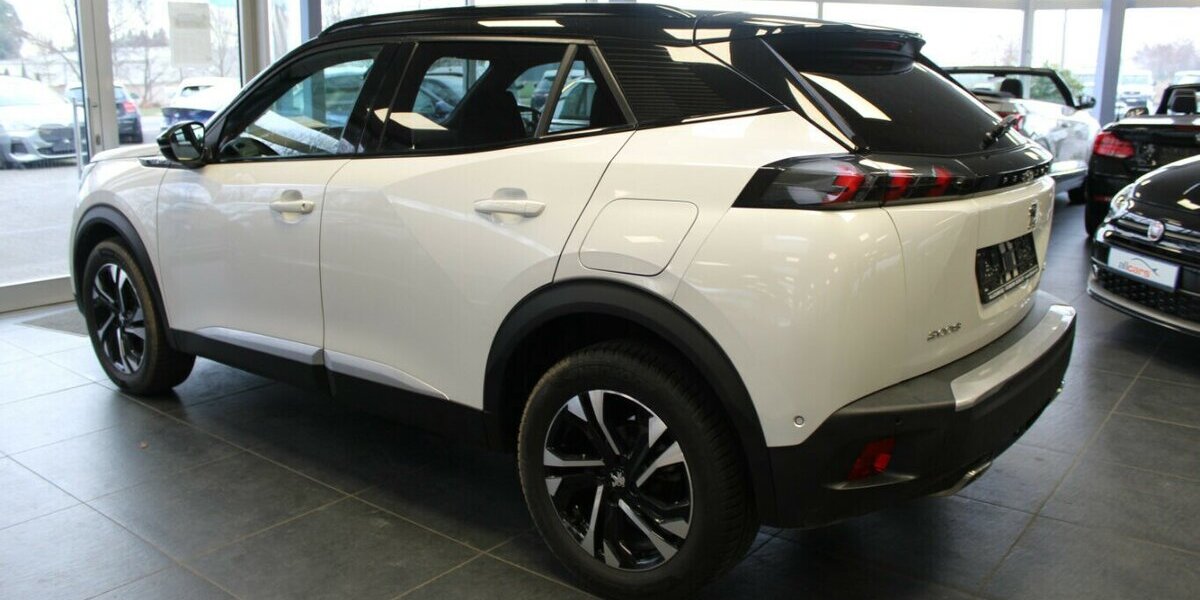 Peugeot 2008 PureTech 130 GT 70.903 km 15.980 &euro; Euskirchen 53881