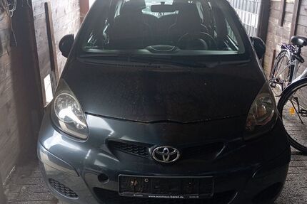 Toyota Aygo (X) 160.000 km 1.900 &euro; Rheinbach 53359