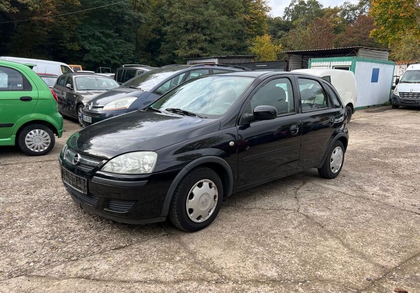 Opel Corsa 204.307 km 2.200 € Bonn 53227
