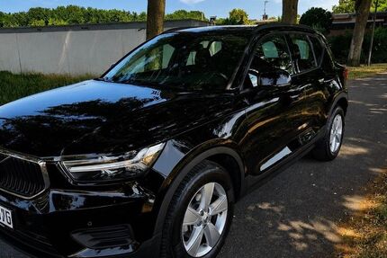 Volvo XC40 118.500 km 17.999 &euro; Bergisch Gladbach 51427