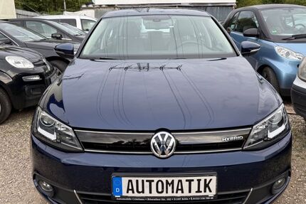 VW Jetta 169.000 km 7.499 € Köln 51107