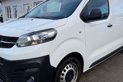 Opel Vivaro 181.959 km 7.990 &euro; Rheinbach 53359