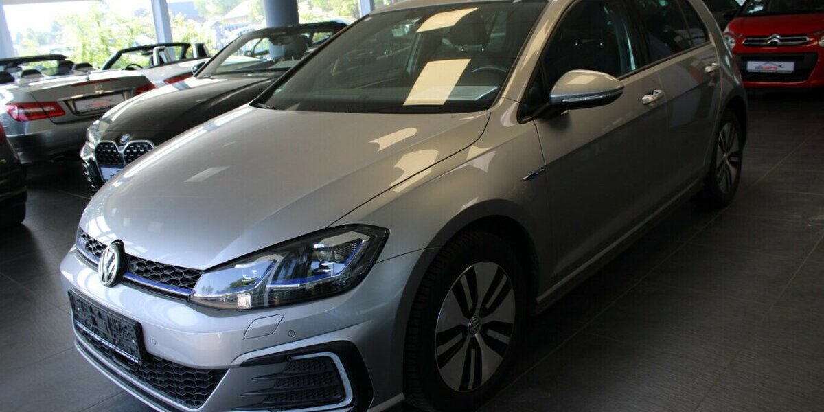 VW Golf 1.4 GTE Plug-In-Hybrid DSG 99.120 km 15.980 &euro; Euskirchen 53881