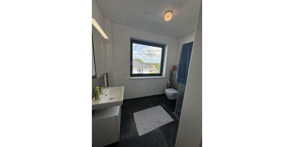 Einfamilienhaus Sankt Katharinen (Landkreis Neuwied) - 7 Zimmer, 180 m&sup2;, 2.400&euro; | Angebot:26806002