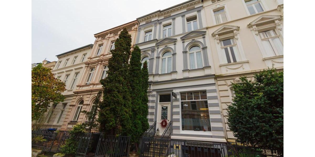 Etagenwohnung Bonn Gronau - 5 Zimmer, 120 m&sup2;, 1.800&euro; | Angebot:26349946