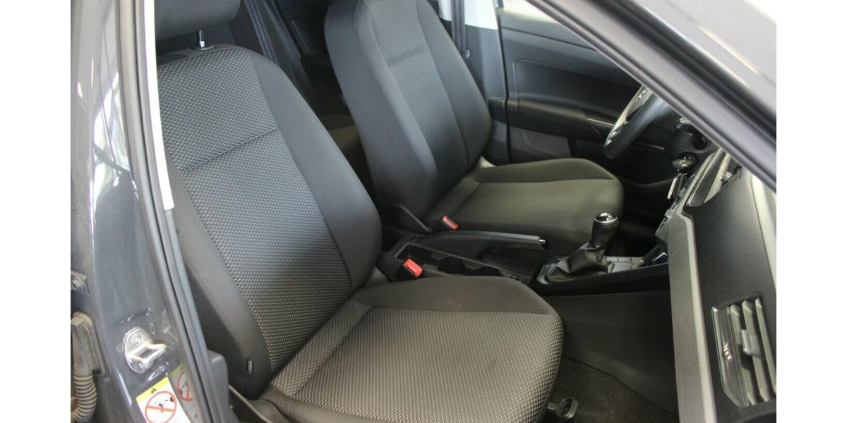 VW Polo 1.0 Trendline 77.920 km 10.980 &euro; Euskirchen 53881