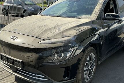 Hyundai KONA 33.497 km 18.700 &euro; Eitorf 53783