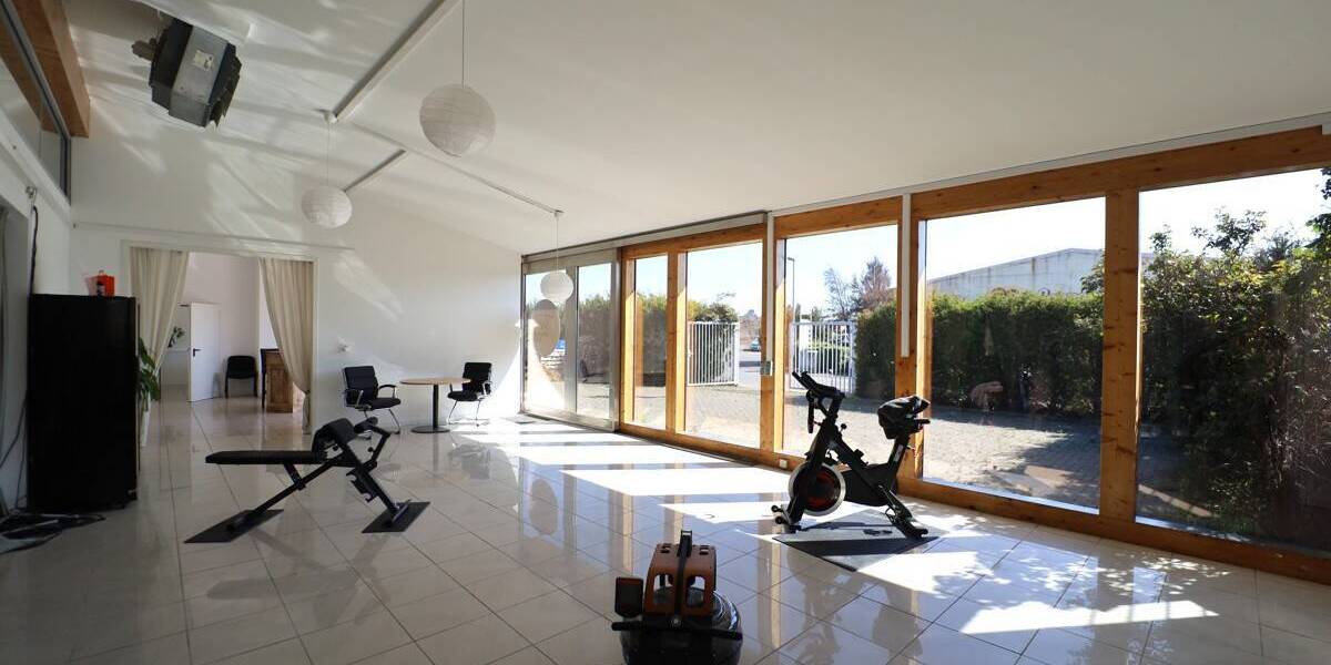 Gewerbeobjekt Euskirchen / Kuchenheim Kuchenheim - 360.000&euro; | Angebot:23972134