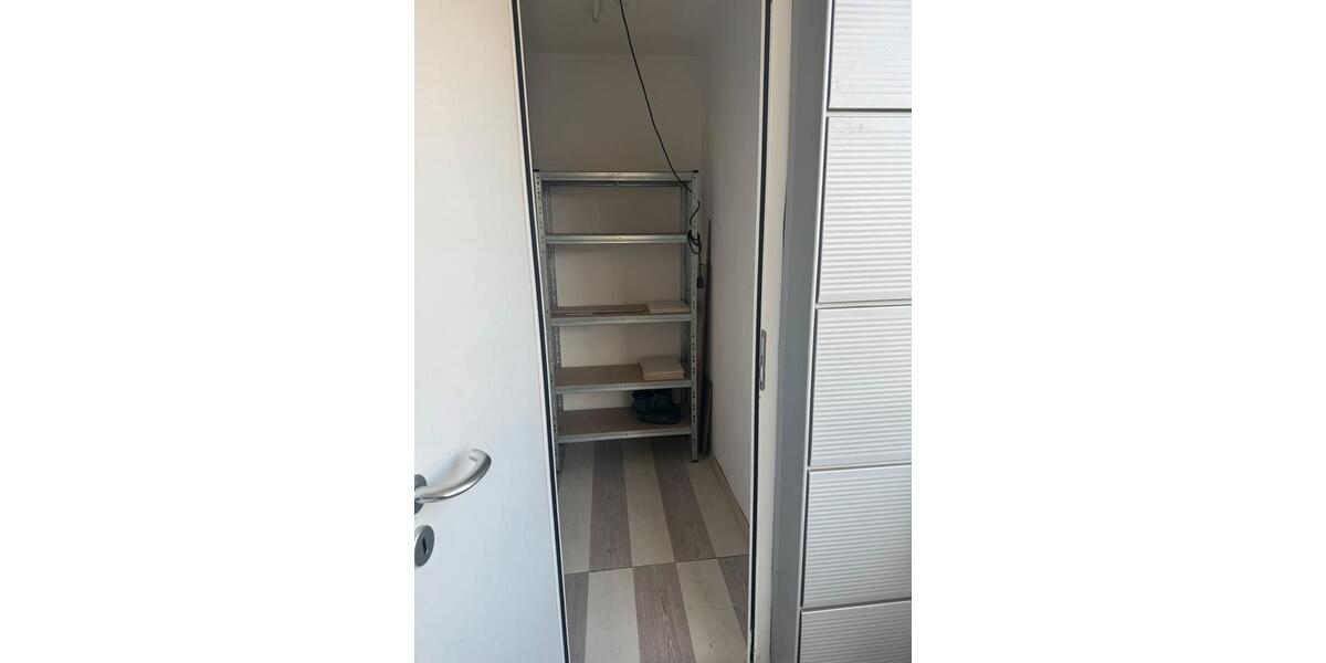 Erdgeschoßwohnung Bergisch Gladbach Frankenforst - 4 Zimmer, 104 m&sup2;, 1.600&euro; | Angebot:24616463