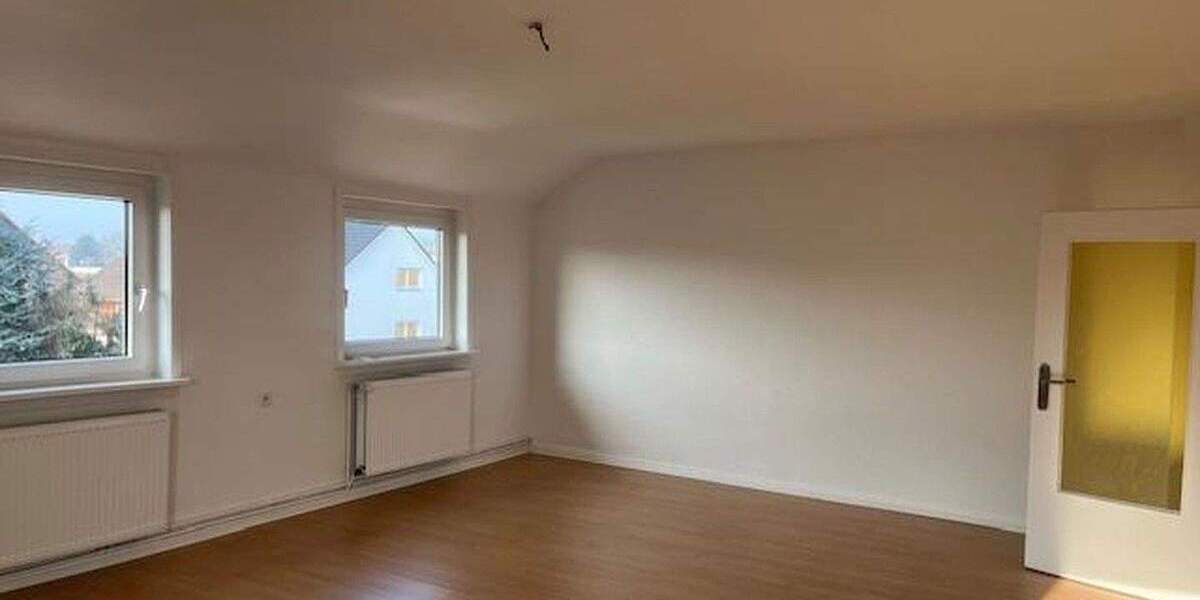 Etagenwohnung Hameln Nordstadt - 3 Zimmer, 81 m&sup2;, 735&euro; | Angebot:25752905