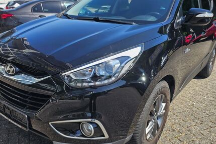 Hyundai ix35 98.337 km 9.250 &euro; Unkel 53572